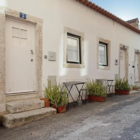 아파트 Riverside Studio - 5 Mins To Belem Tower & Garden 리스본